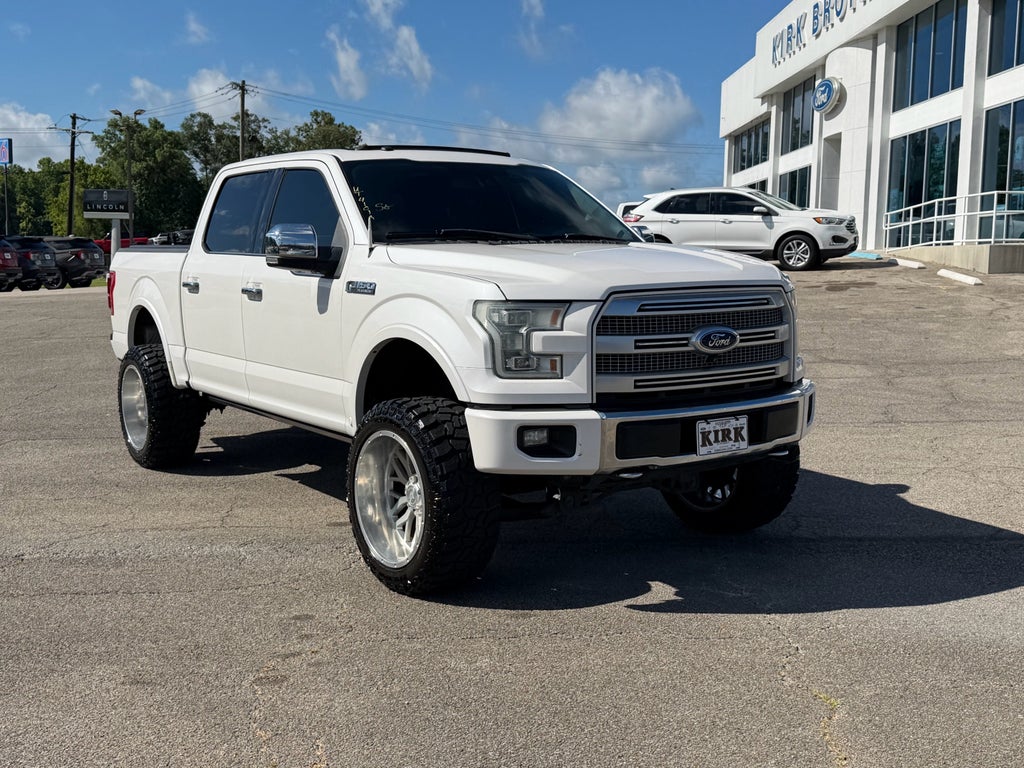 2017 Ford F-150 Platinum in White Platinum Metallic Tri-Coat — front three-quarter view