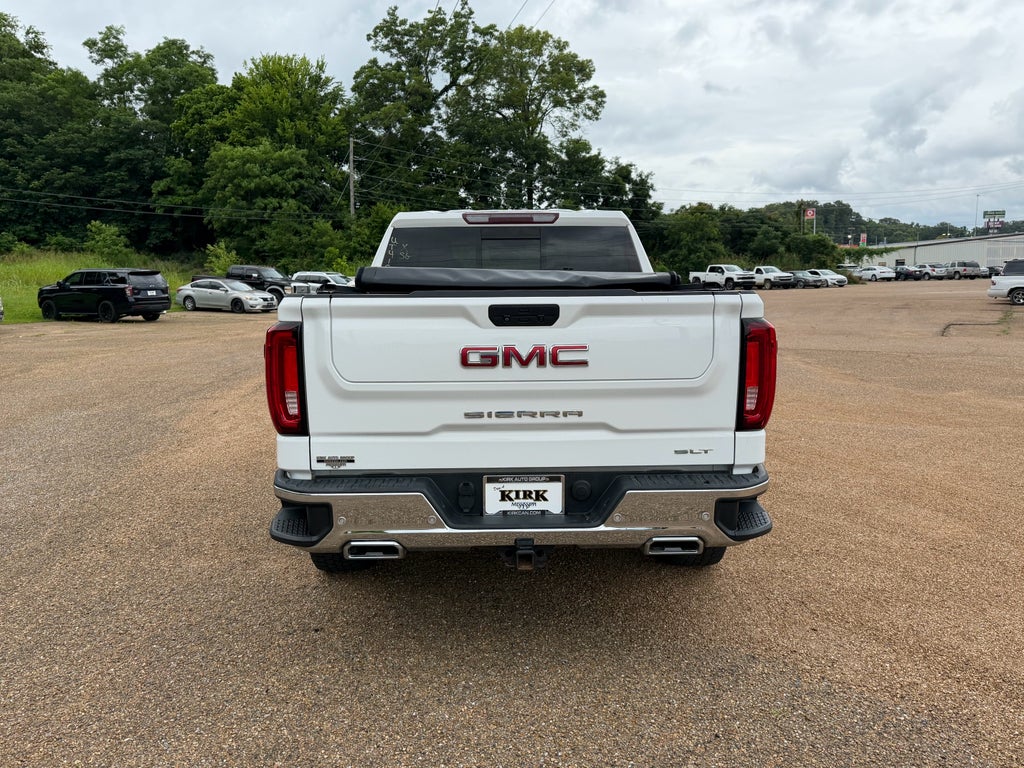 2020 GMC Sierra — detail view