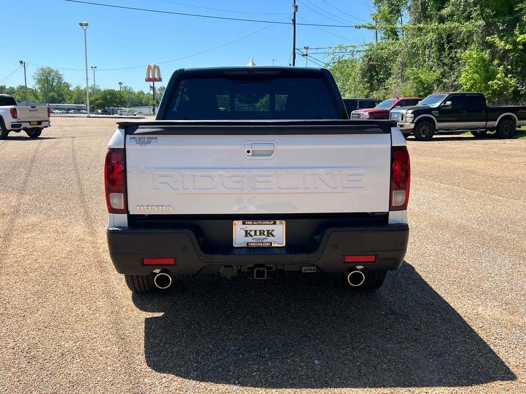 2025 Honda Ridgeline — detail view